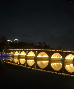 浪淘沙.夜里锦江