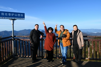 张季次 | 为摄影家杨明强君游记《最美秋色光雾山   中国红叶第一山》而歌